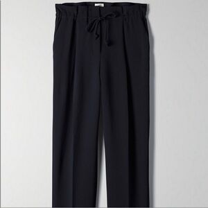 Aritzia WILFRED Alto Pants size small black paperbag drawstring